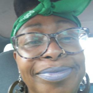 Meet your Posher, Alisa